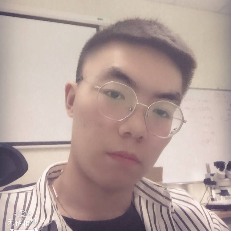 木木赫的照片