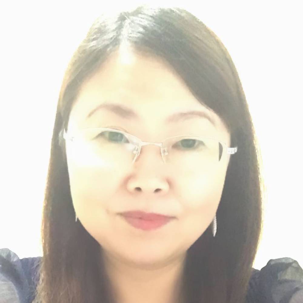 温柔用果汁的照片