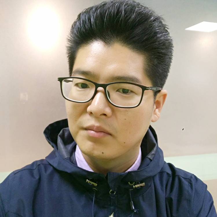 刘云卿的照片