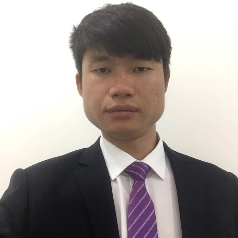 草丛搞怪的照片