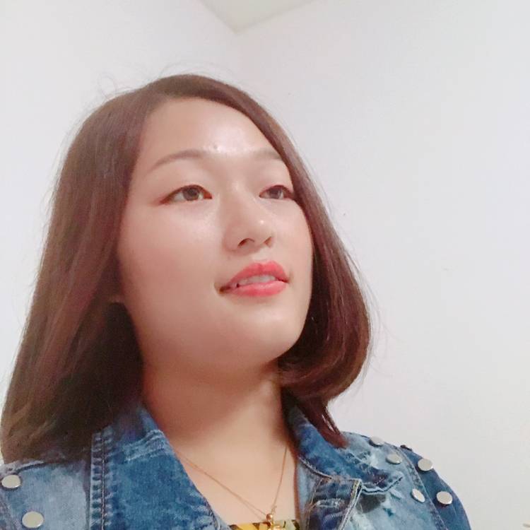 独一无二的小女生的照片