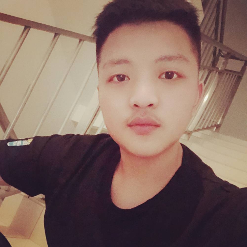 森槿倾心缠绵的照片
