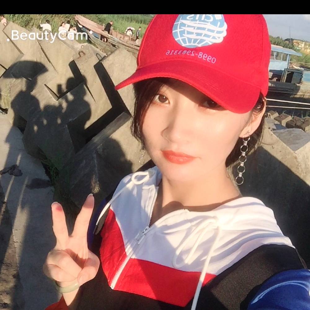 明理等于如梦的照片