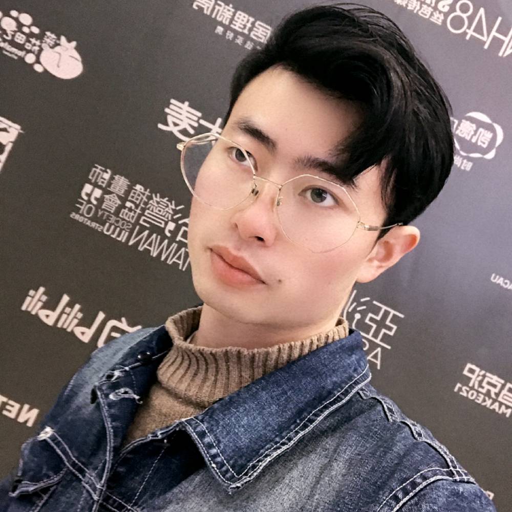 柏赋的照片