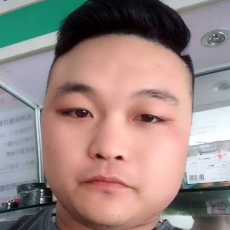 王笑1的照片