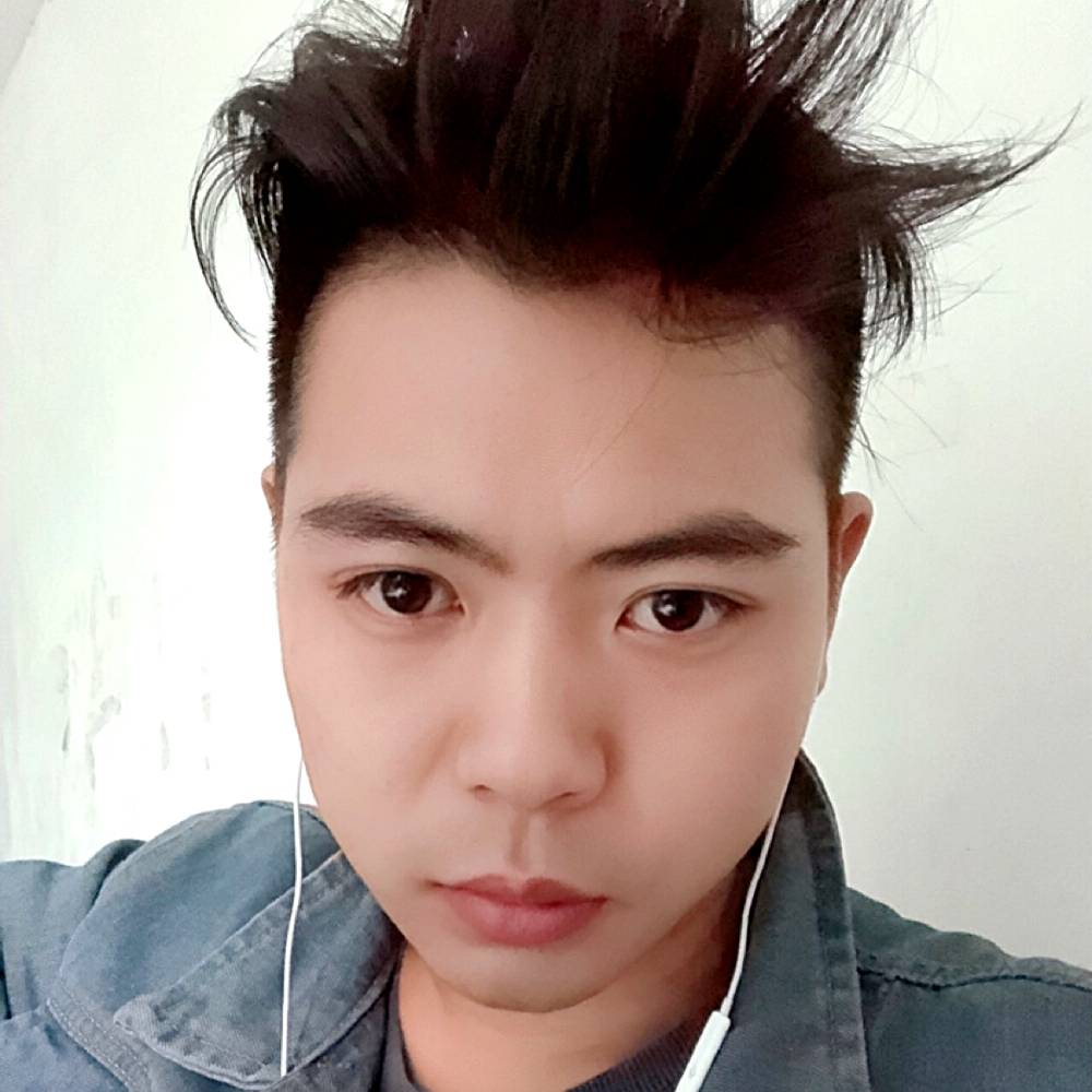 冥王星拿强健的照片