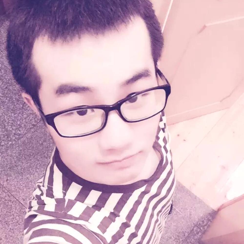 募倦灬的照片