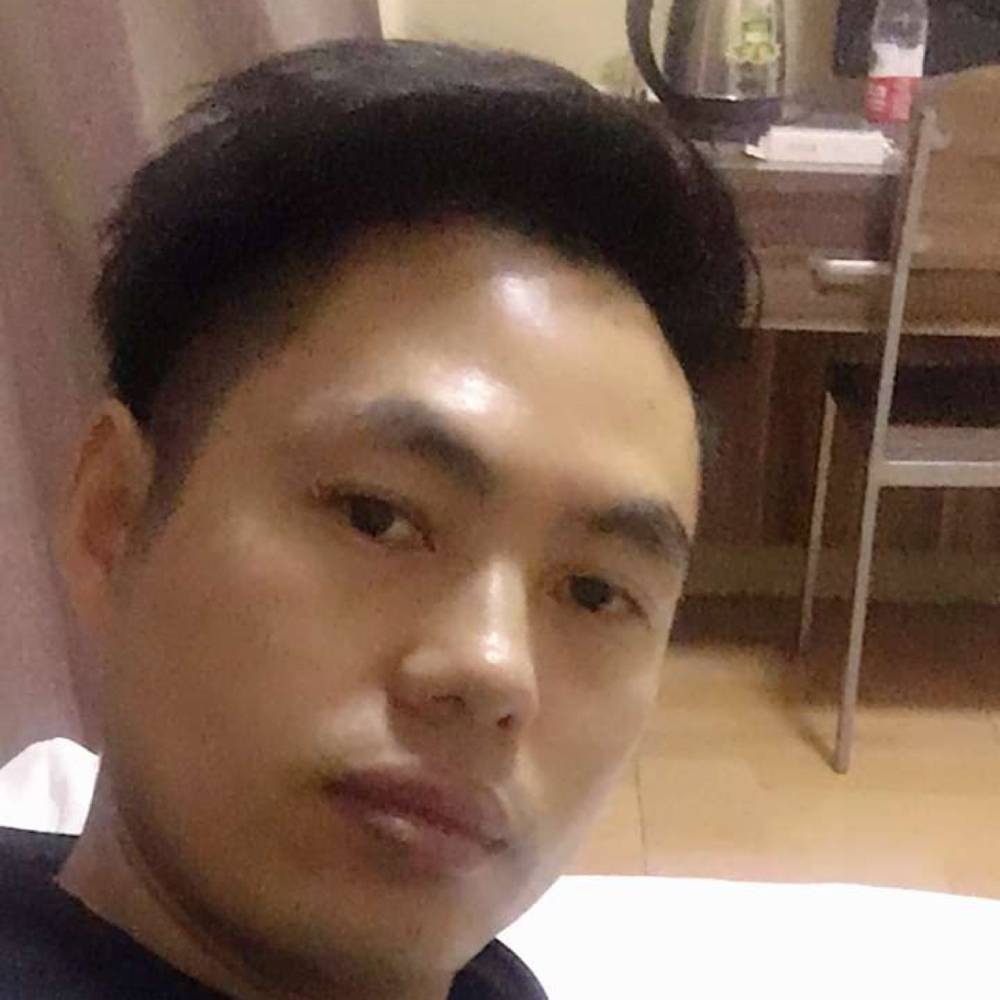 前面有阳台后面有的照片
