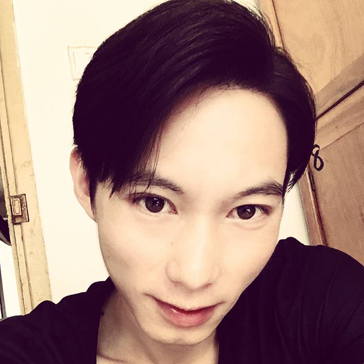 -沉浮的照片