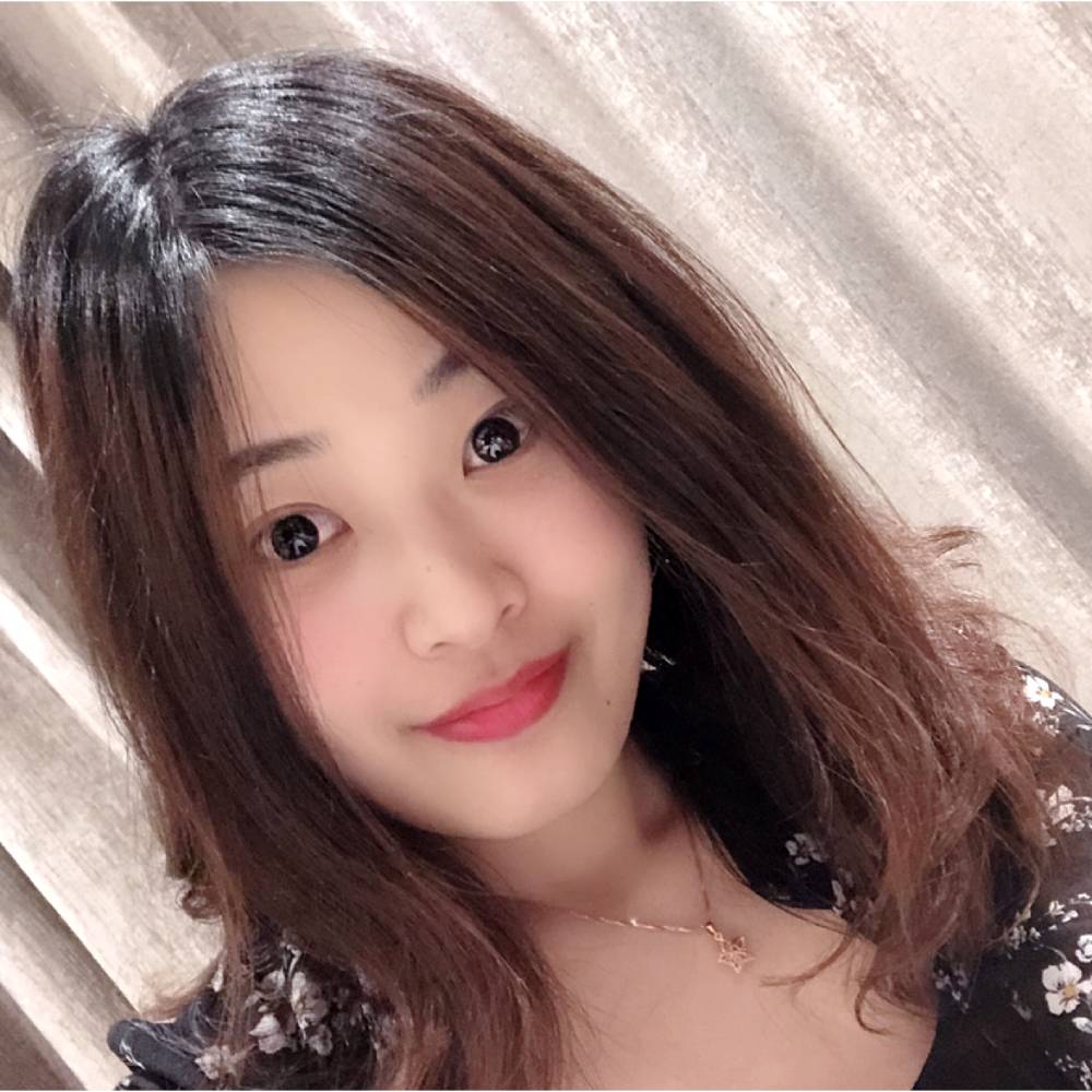 小歪歪歪歪的照片