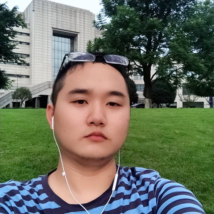 华年!的照片