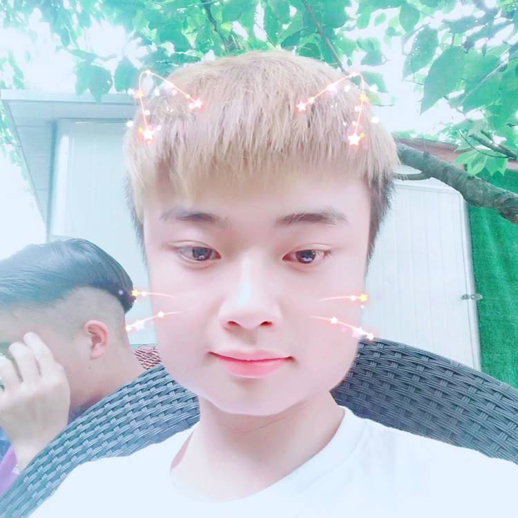 香烟明亮,的照片