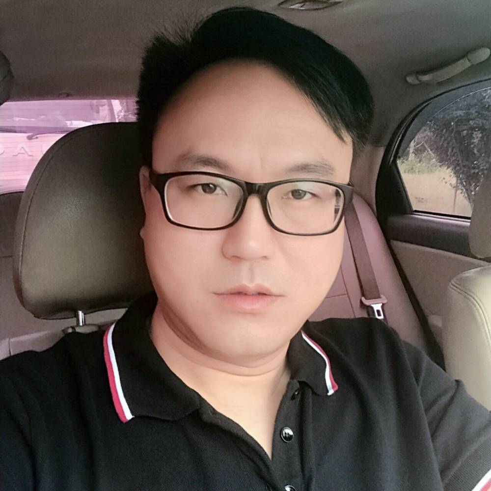 应朝辉的照片