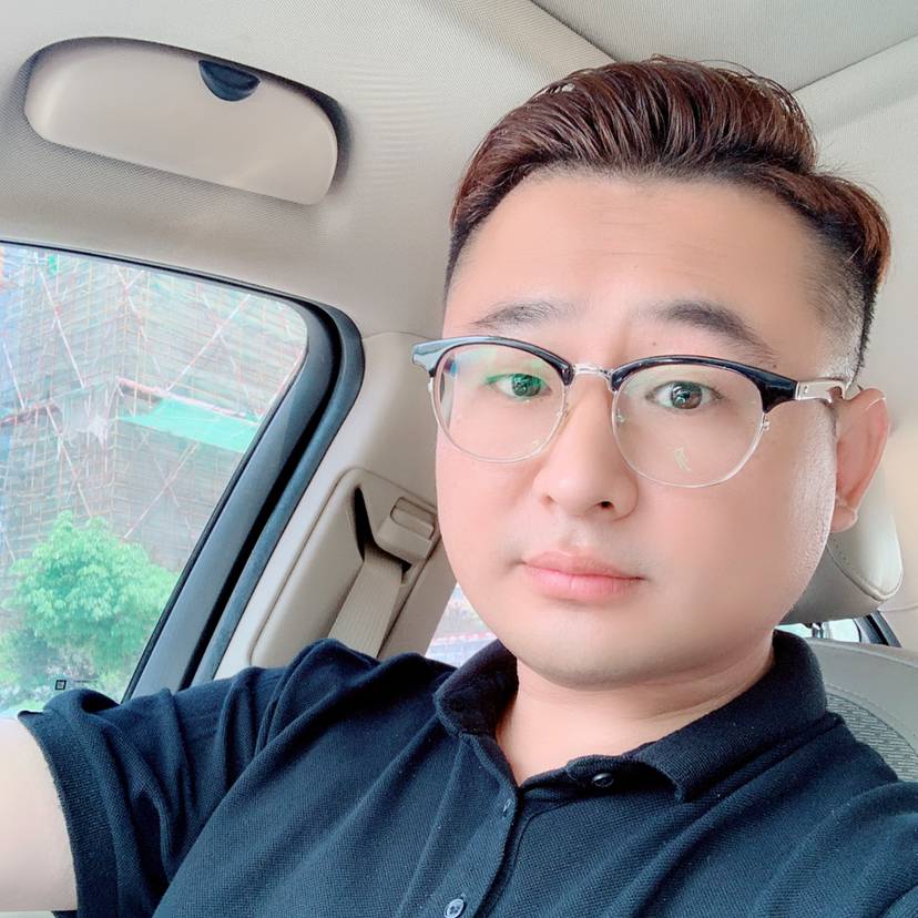 搁浅的微笑的照片