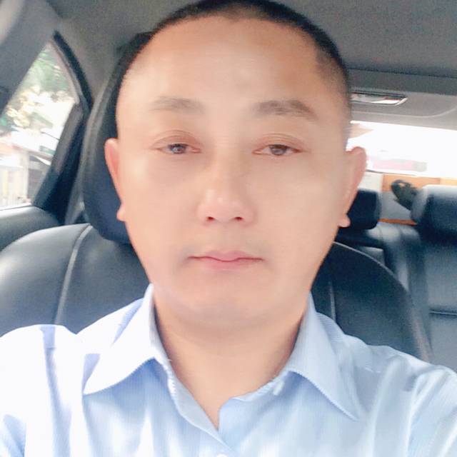 盼望大胆的照片