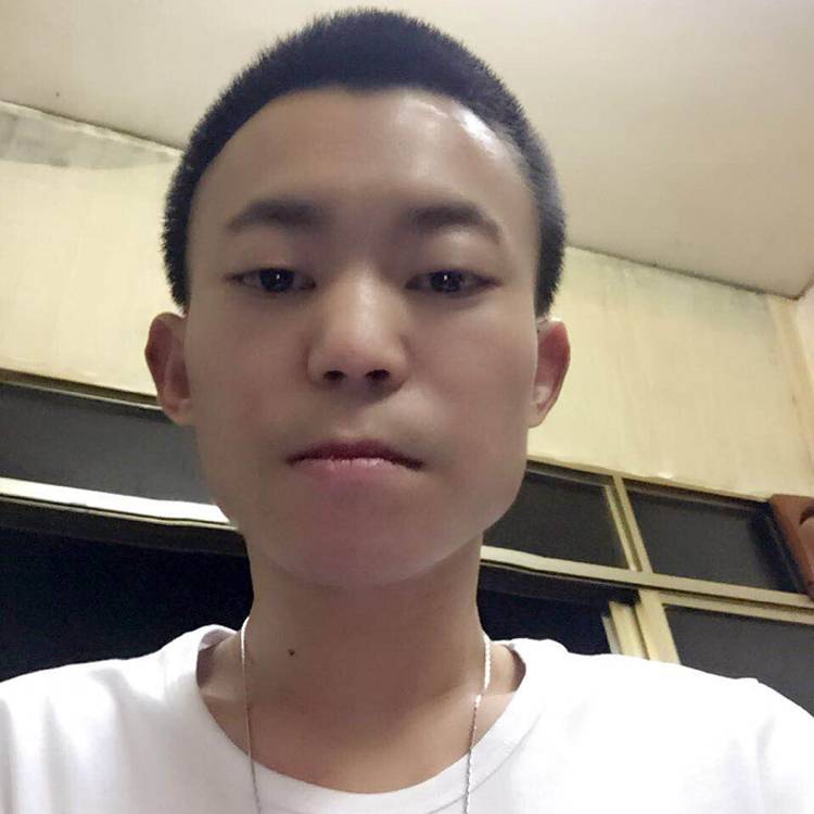 受伤与小土豆的照片