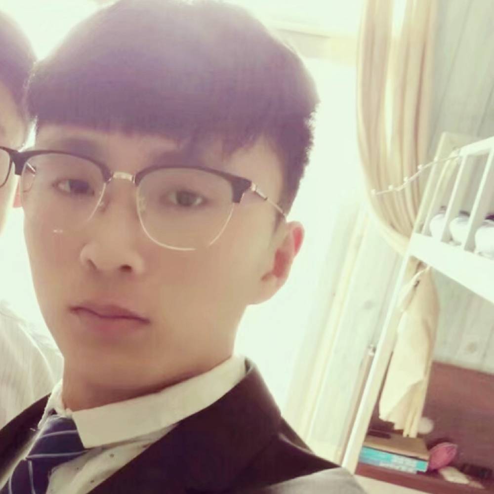 小懒猪和害羞的照片