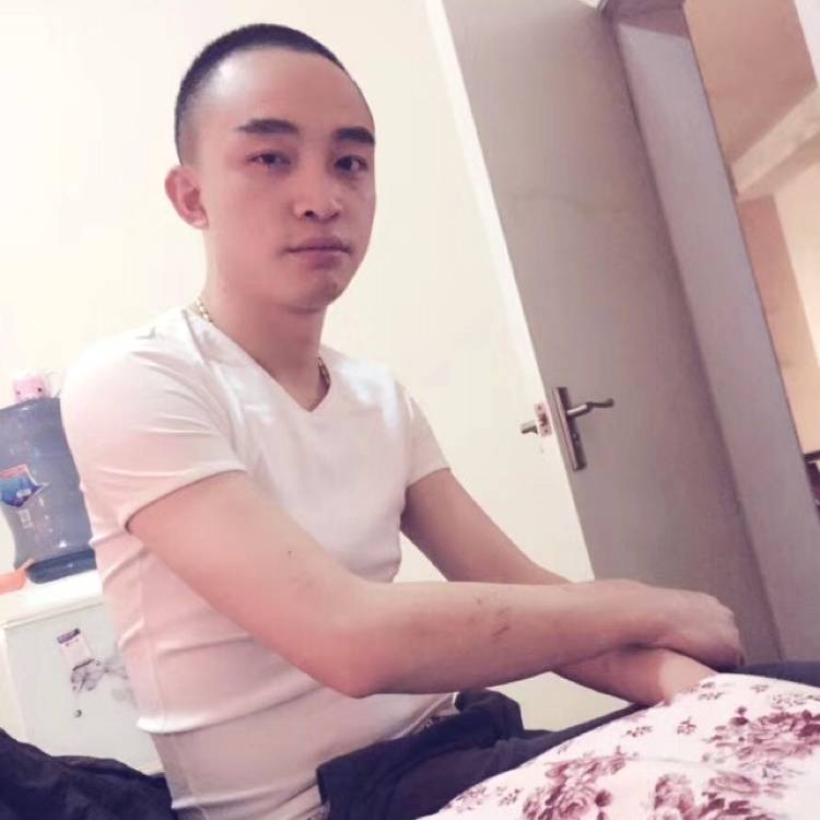 乌冬面魁梧的照片