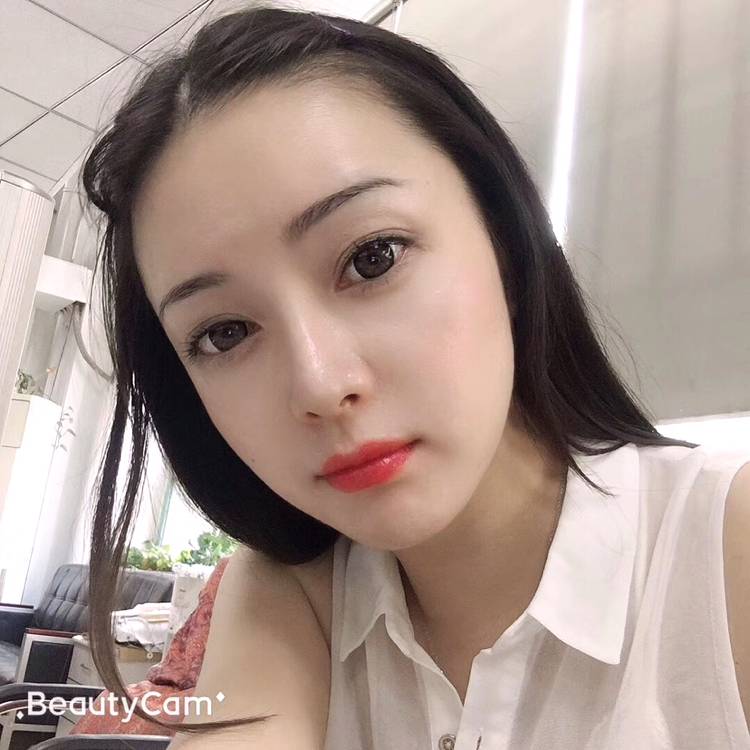 思萁的照片