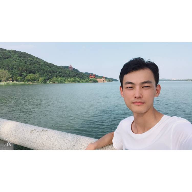 傅百川的照片