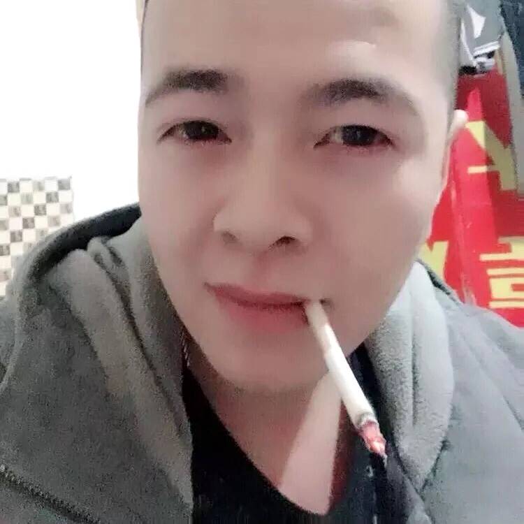 某人挚爱。的照片