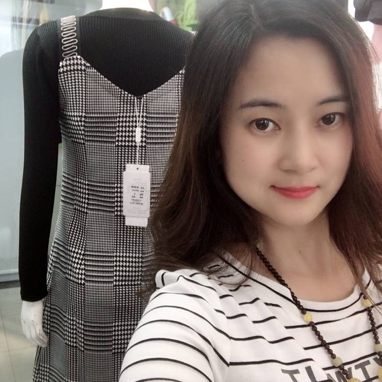 啊~莉的照片