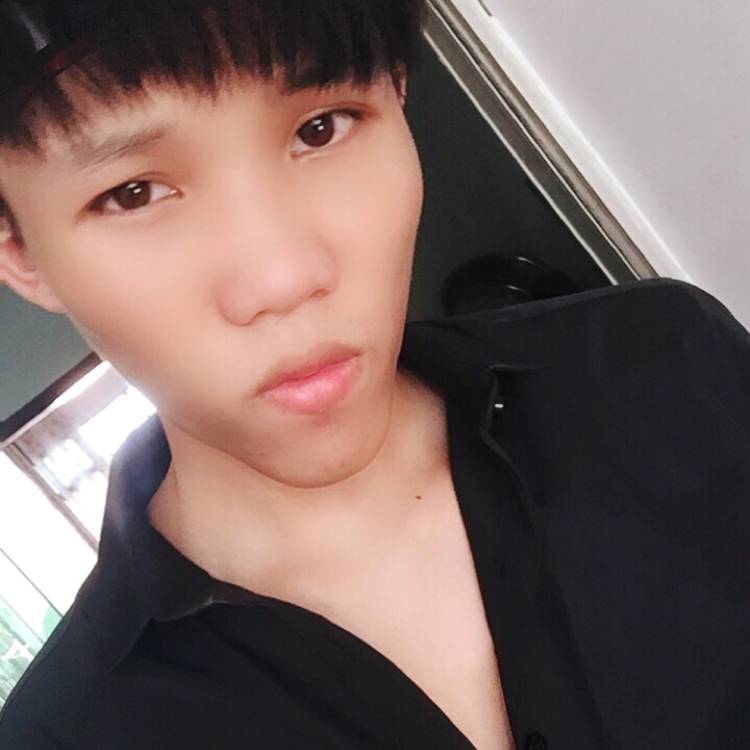 玫瑰和愤怒的照片
