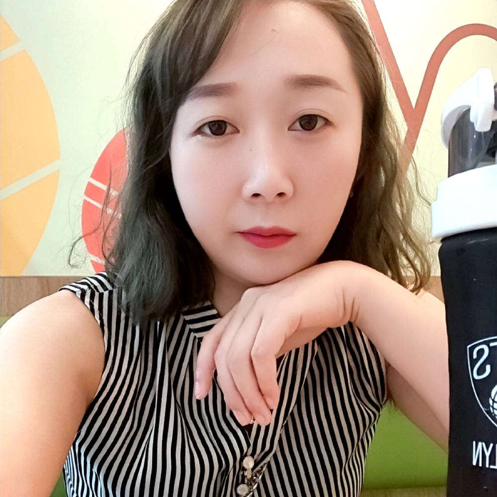 一切都是假的的照片