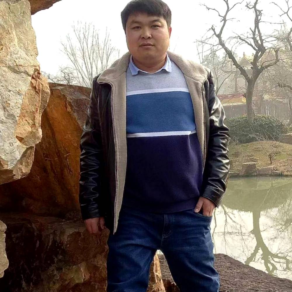 a一个人的存在的照片
