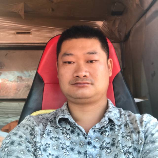 强健挽手饼干的照片