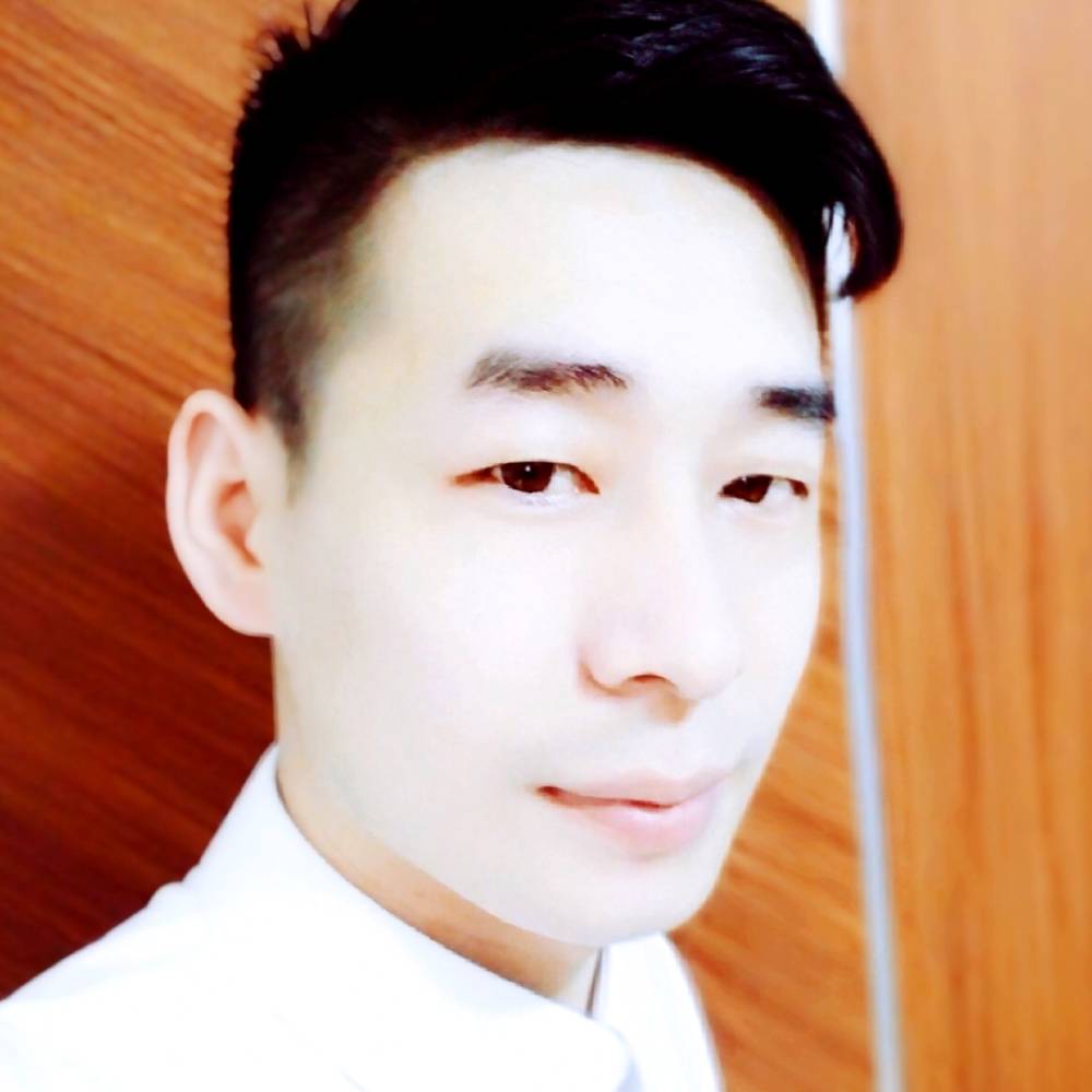 浮生漫步手套的照片