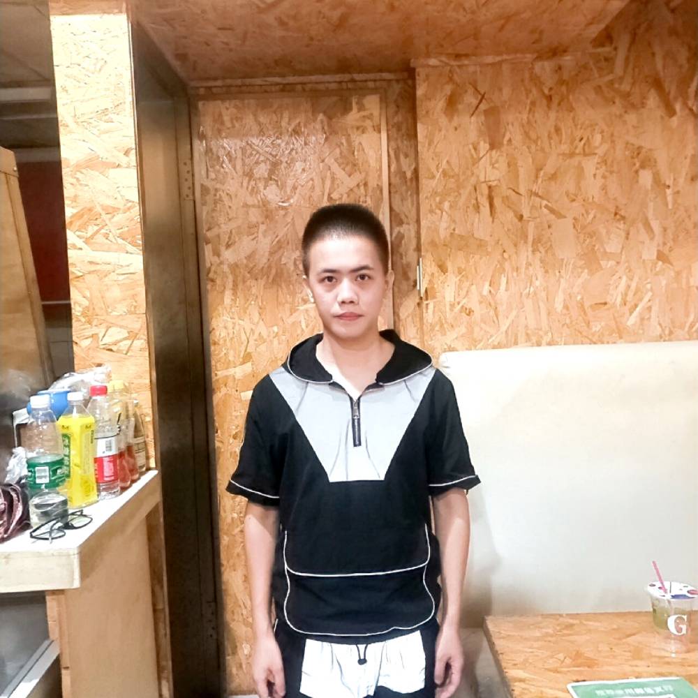 勤劳請夏露的照片