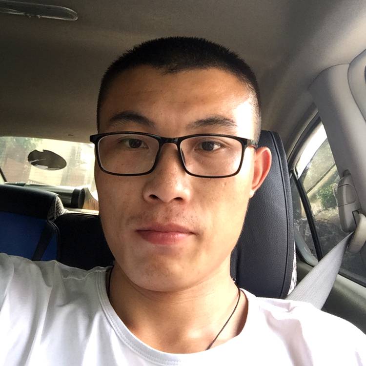 执笔写年少的照片