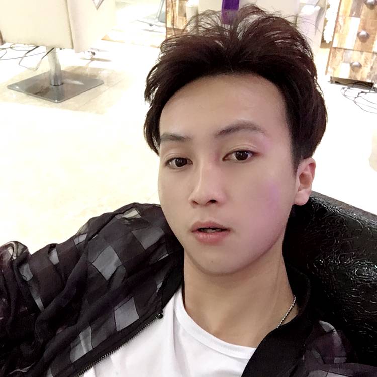 凌风云的照片