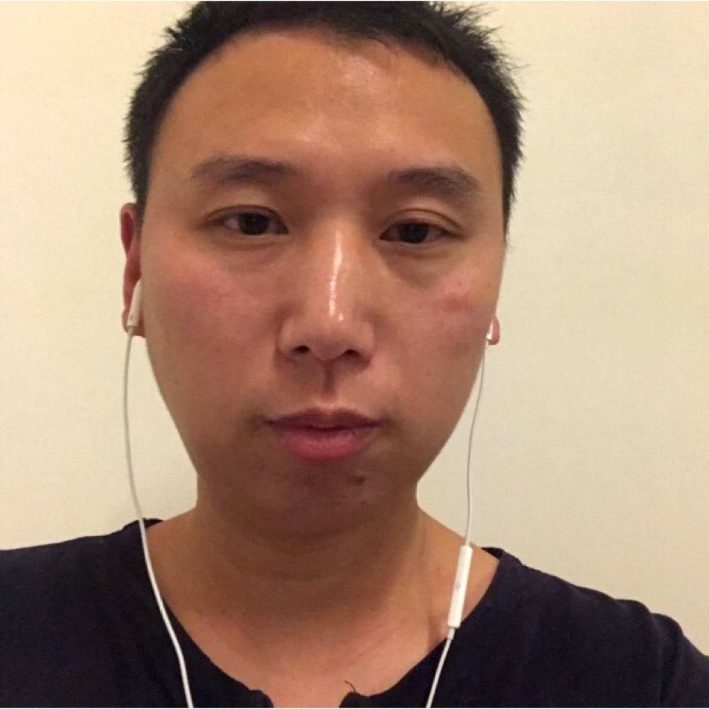 钢笔深拥失眠的照片