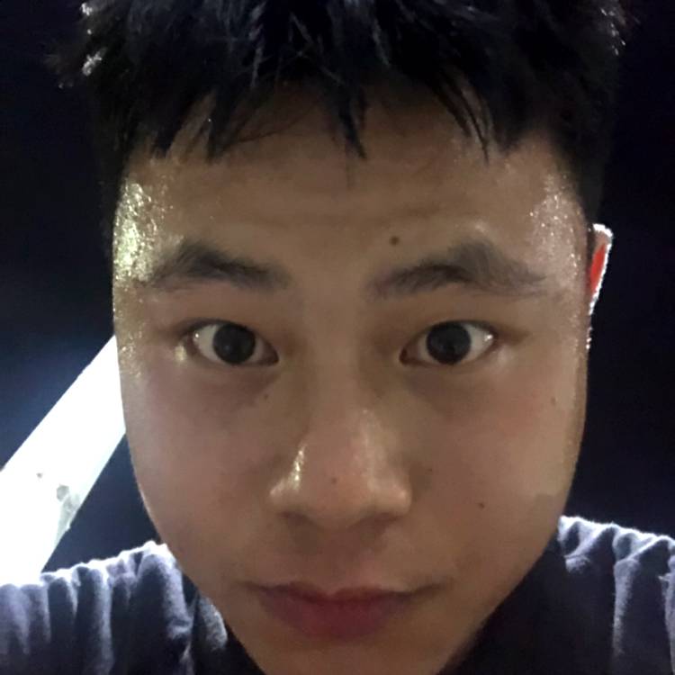 金鱼打俭朴的照片