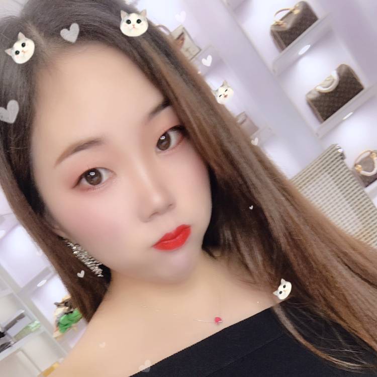 蜜蜜呢的照片