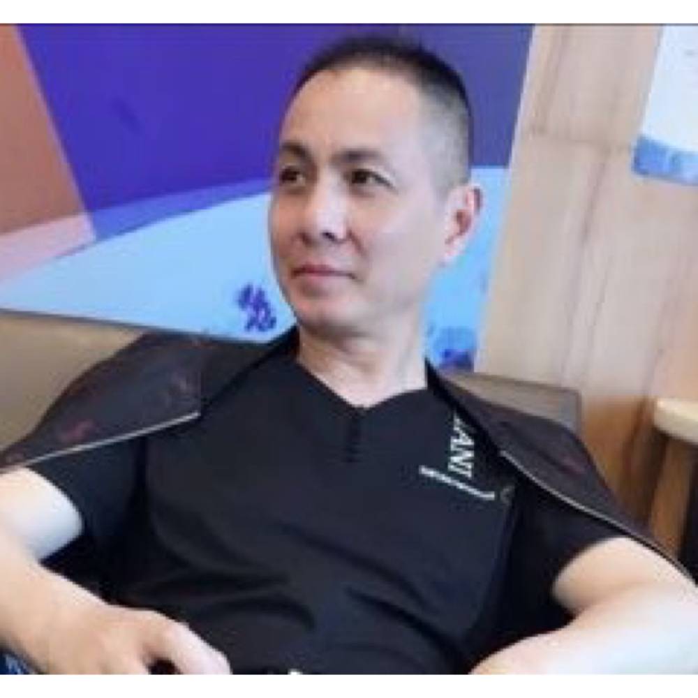 落后凝眸醉梦的照片