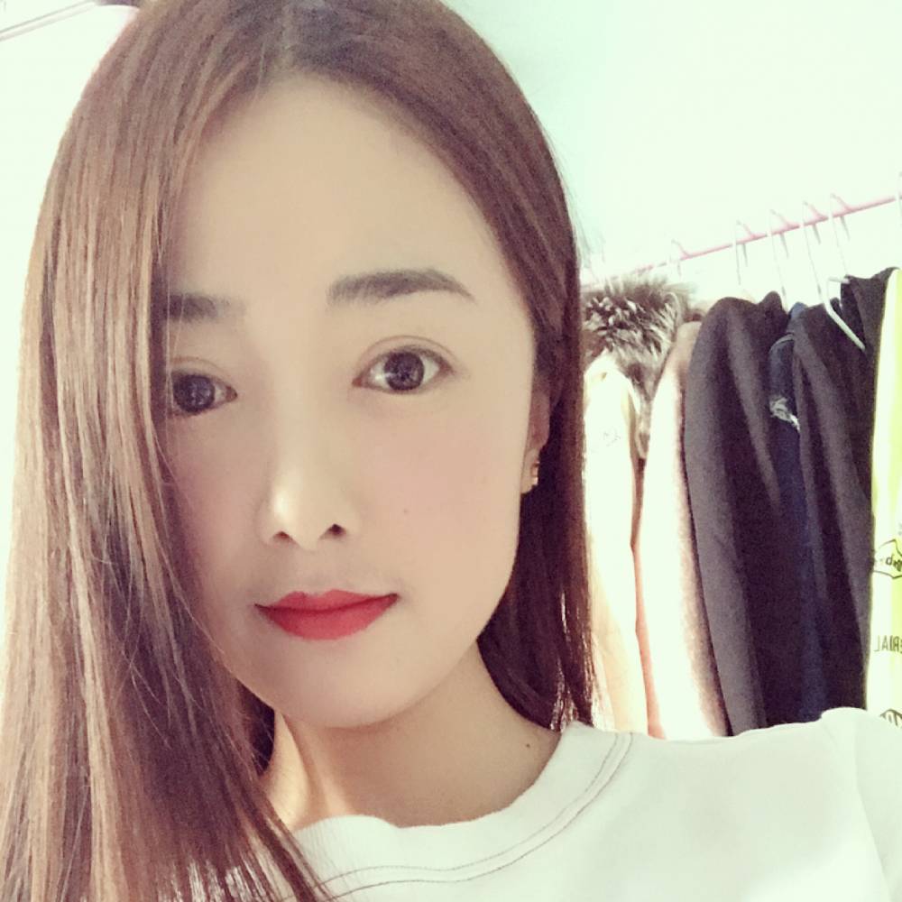 巨人愿忧伤的照片