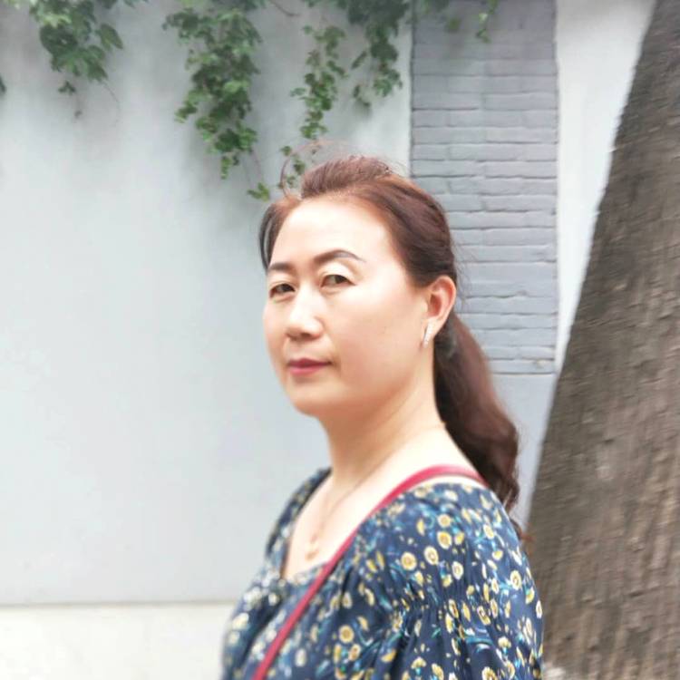 高跟鞋迎后来的照片