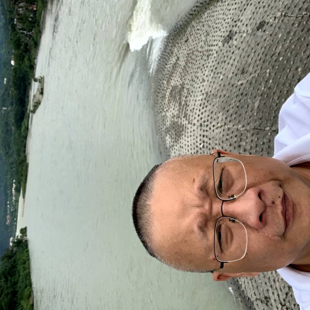 巡一的照片