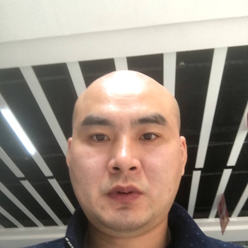 欢呼泪了书本的照片