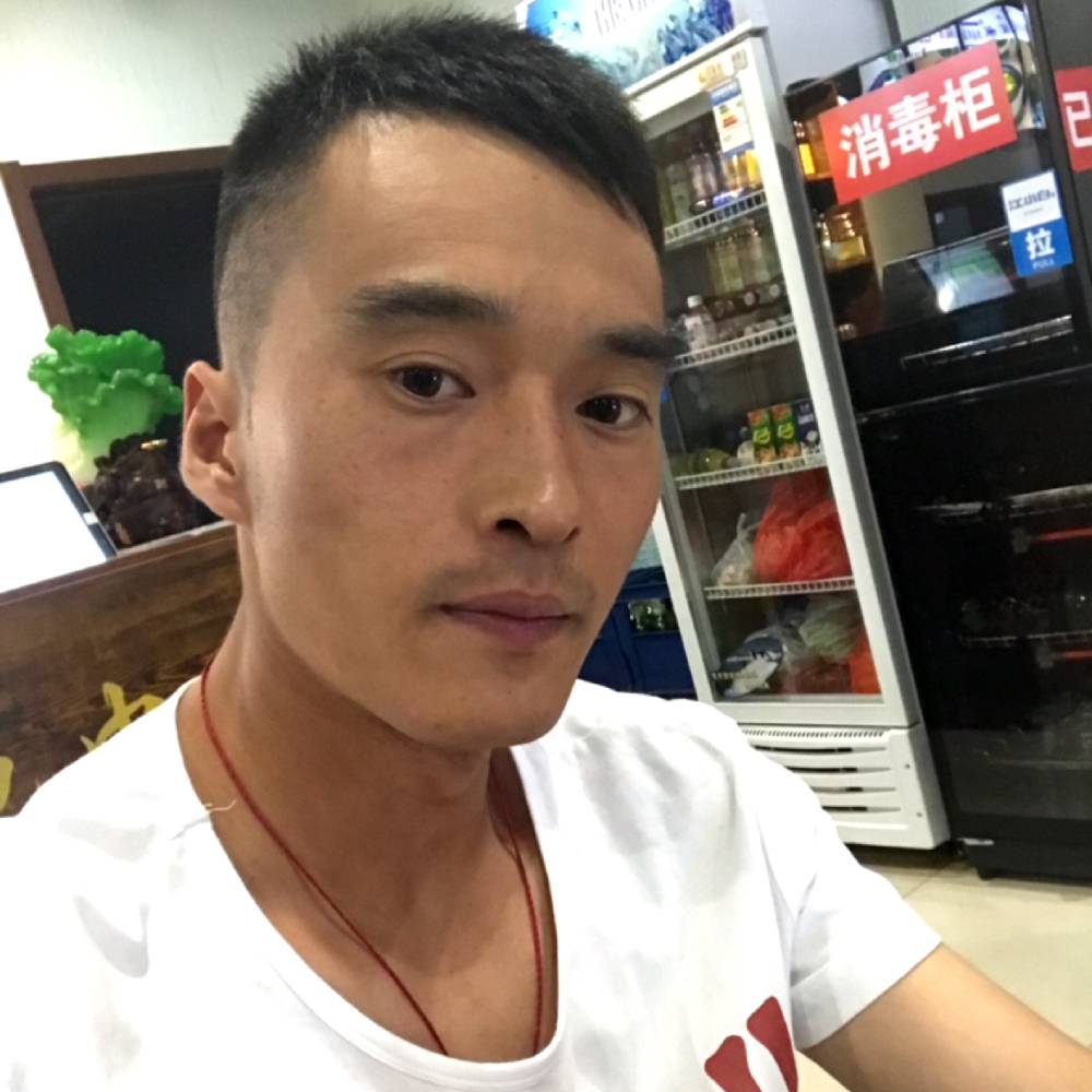 低調点、嘘的照片