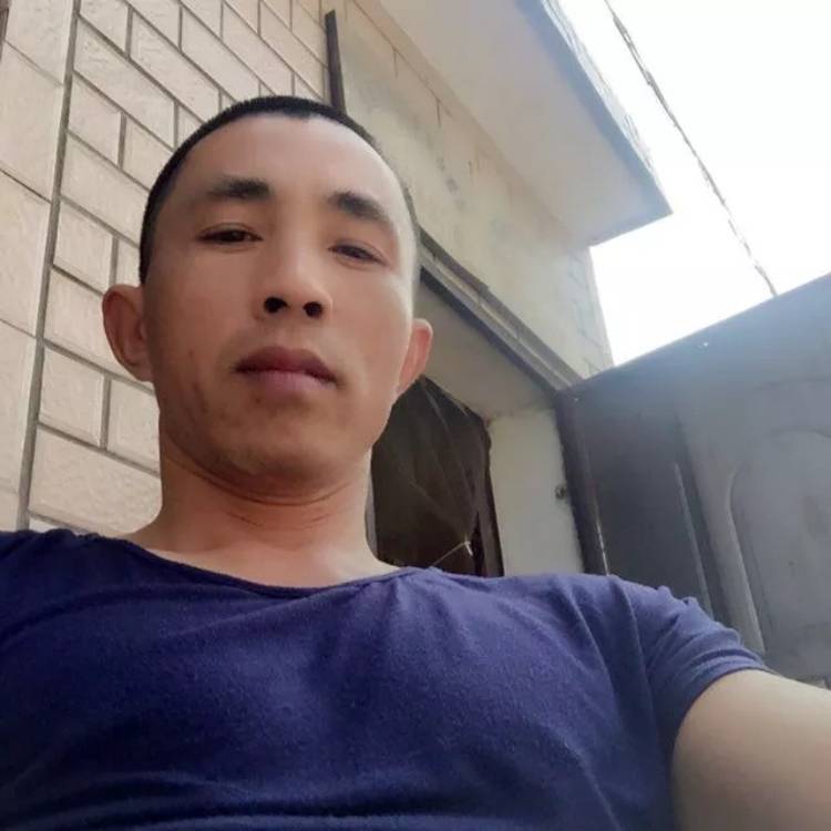 哈密瓜請风中的照片
