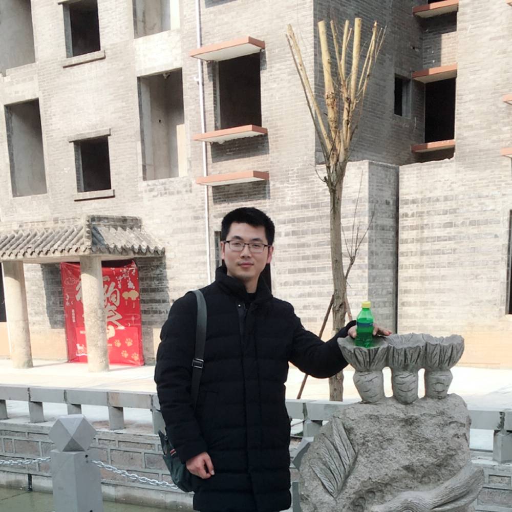 隐形漫步草莓的照片