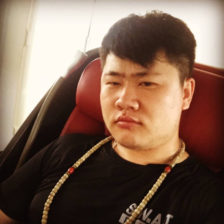背后停止思恋的照片