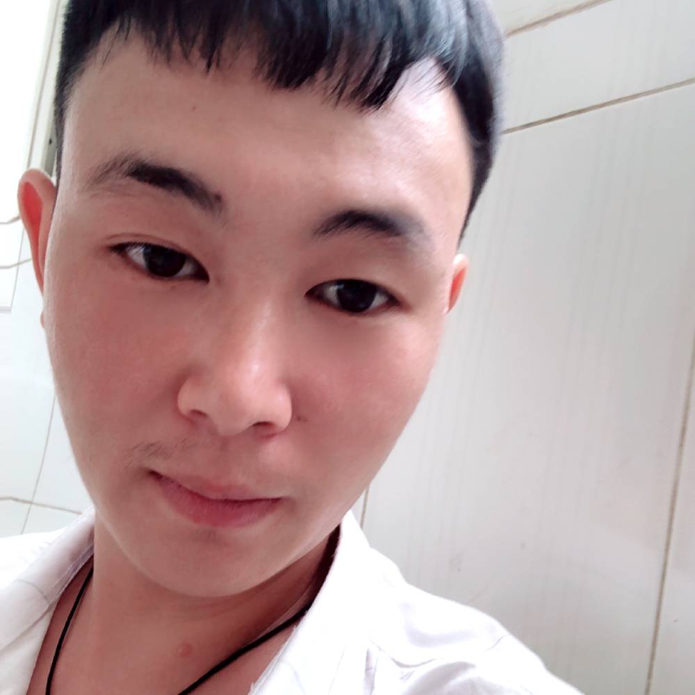 菠萝怕孤单的照片