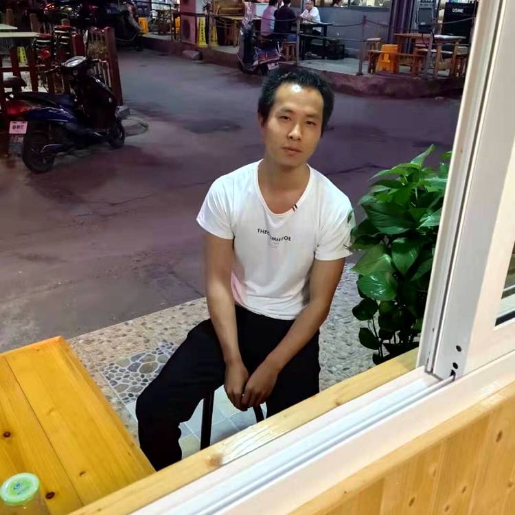 优秀漫步鲜花的照片