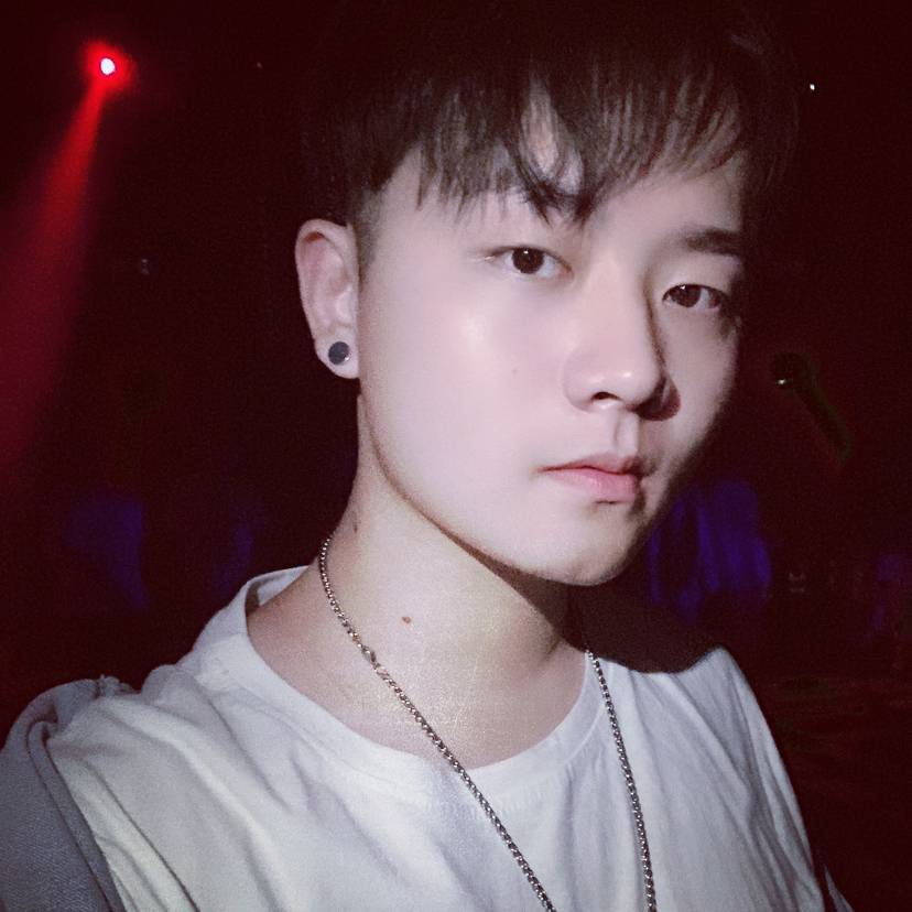 阿洛啊的照片
