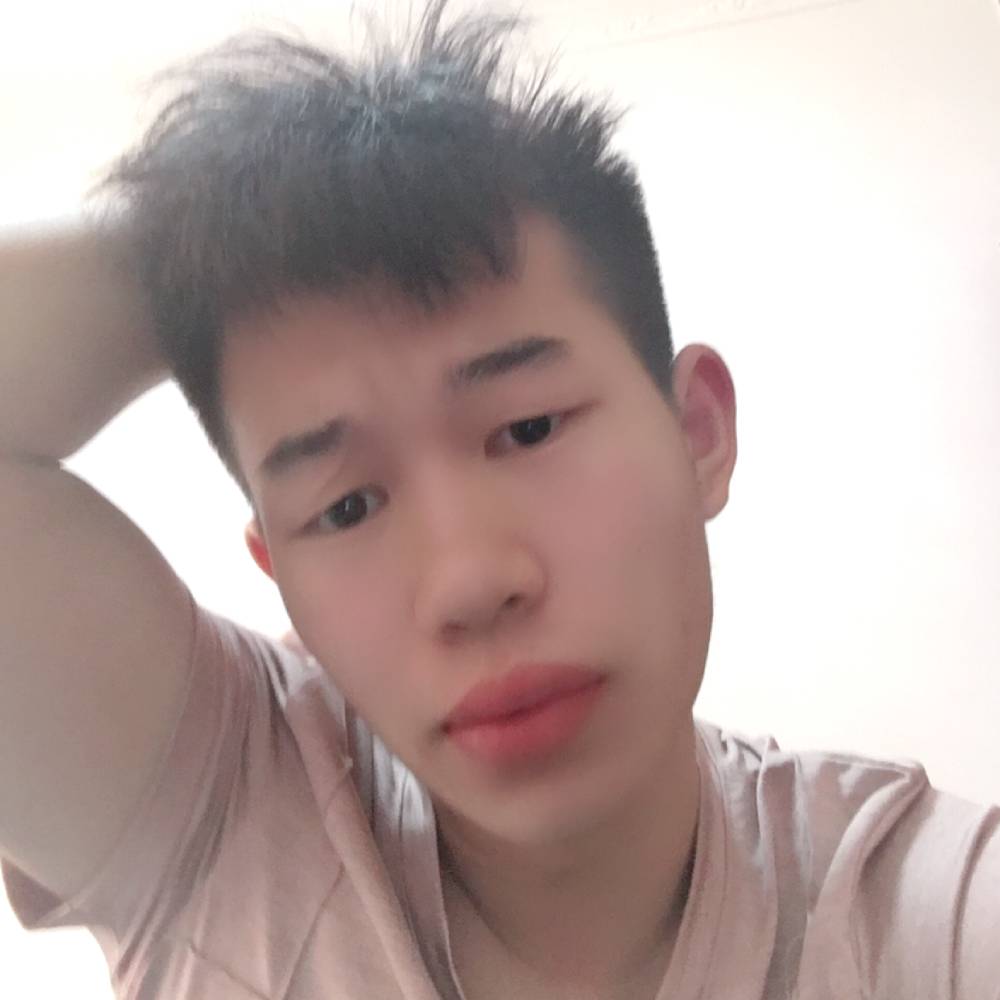 美好深拥糖豆的照片